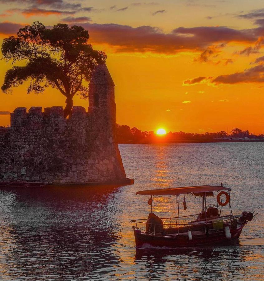 Cervantes Nafpaktos Екстериор снимка